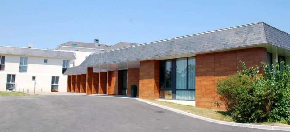 Ehpad Bon Air exploité par Emeis (Orpea) à Saint-Barthélemy-d'Anjou