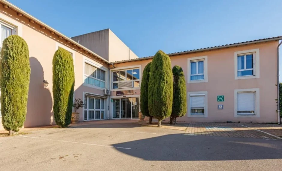 Ehpad Les Hauts de Barbegal exploité par Colisee à Arles