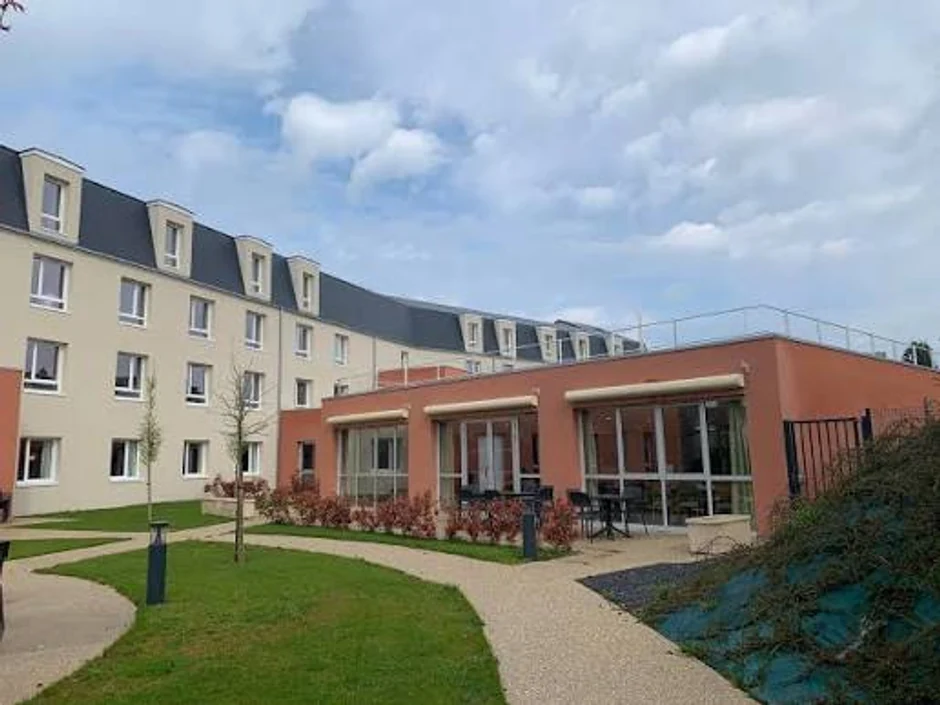 Ehpad La Dorine exploité par Emeis à Hirson