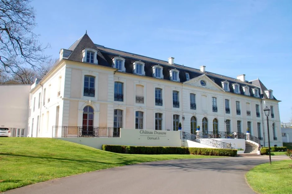 Ehpad Château Dranem exploité par DomusVi à Ris-Orangis