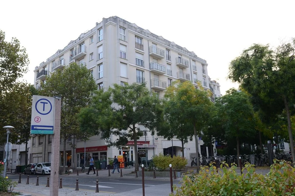 Résidence étudiante Le Rousseau exploitée par Studélites (BNP Paribas) à Issy-les-Moulineaux