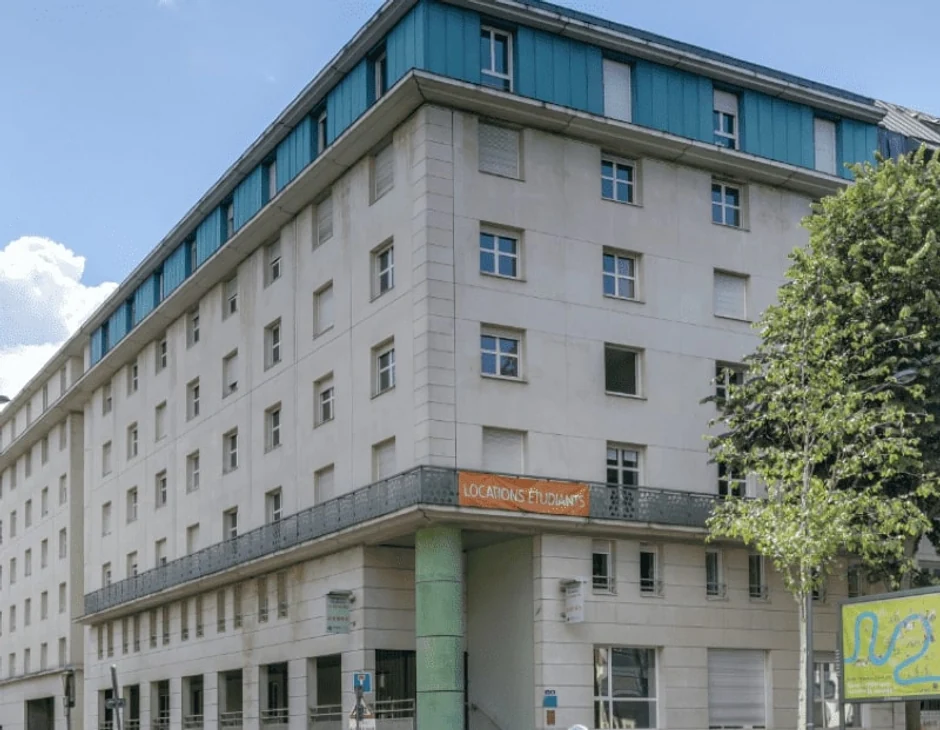 Résidence étudiante Gambetta exploitée par Logifac (OHLE) à Rouen