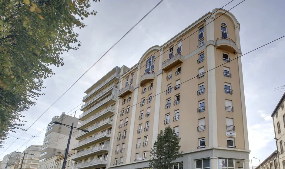 Résidence étudiante Charcot exploitée par Logifac (OHLE) à Saint-Étienne
