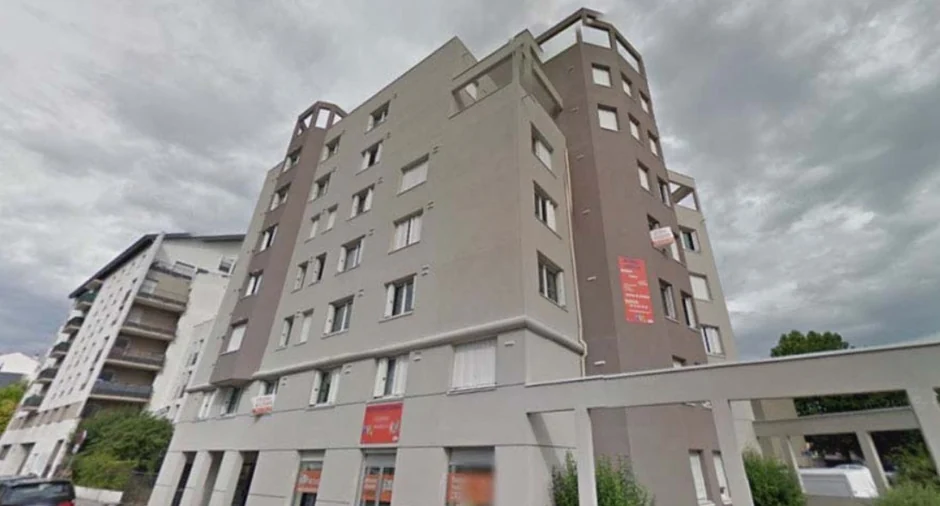 Revente Résidence Étudiante Courteline exploitée par Logifac (OHLE) à Villeurbanne