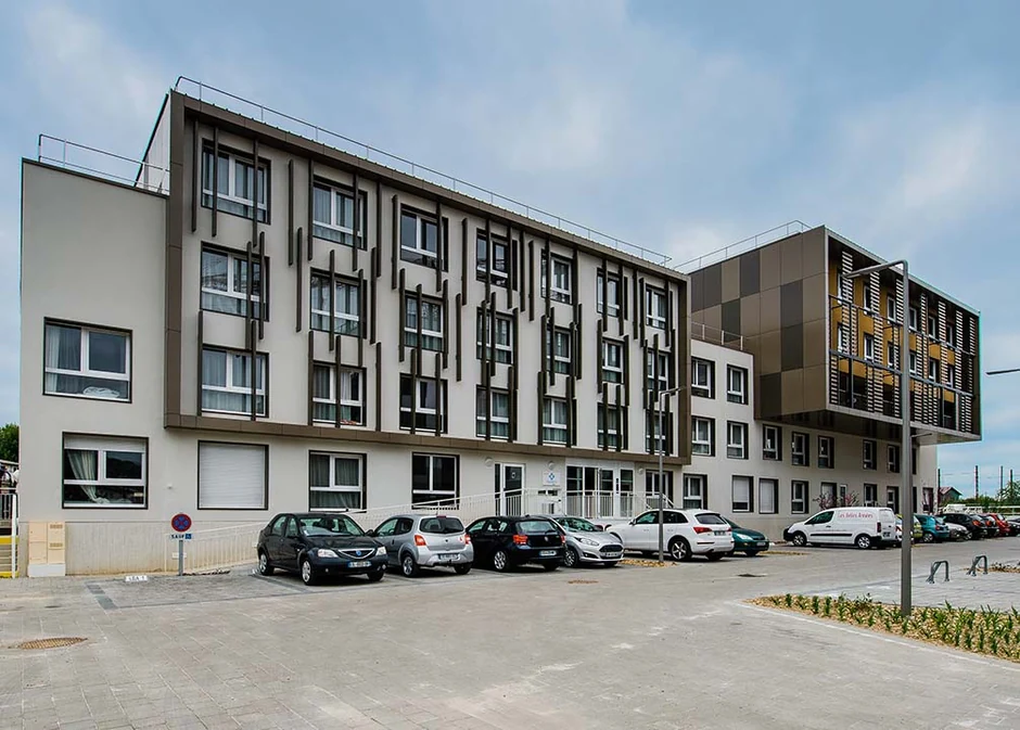 Revente Résidence Étudiante Docks 33 exploitée par Les Belles Annees à Cenon