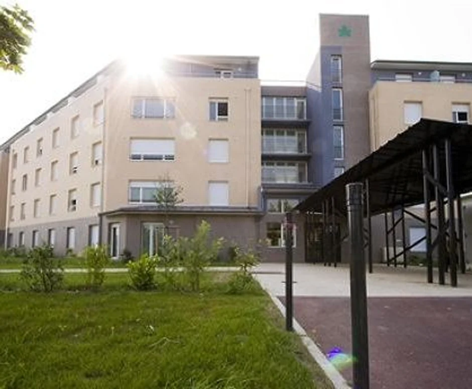 Revente Résidence Étudiante Studéa Cergy Université 2 exploitée par Nexity Studea à Cergy