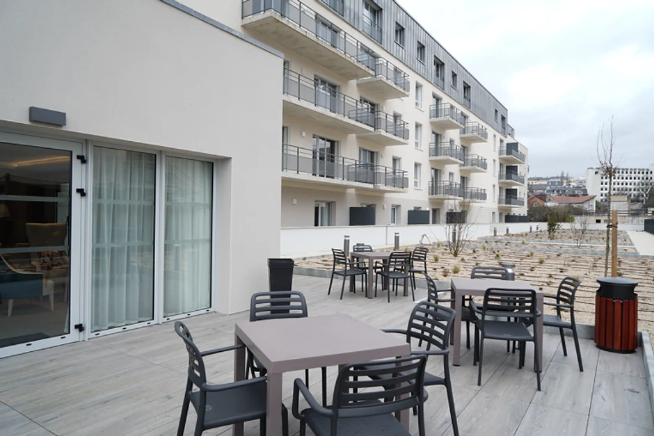 Revente Résidence Seniors Espace Révolution exploitée par Happy Senior à Limoges