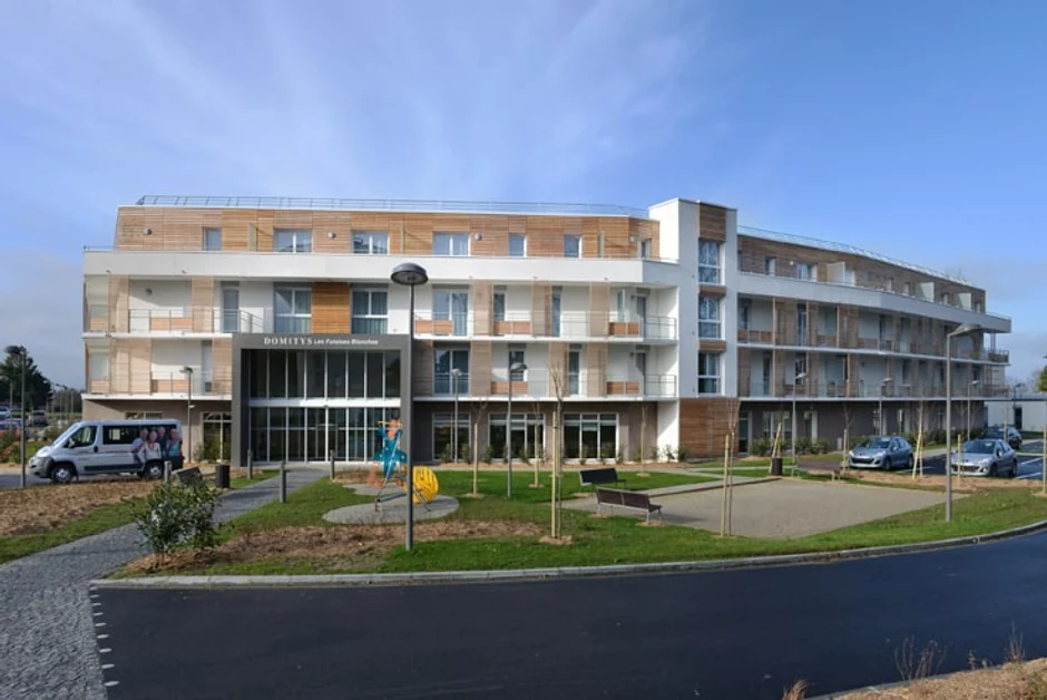 Résidence Seniors Revente Les Falaises Blanches exploitée par Domitys à Bayeux