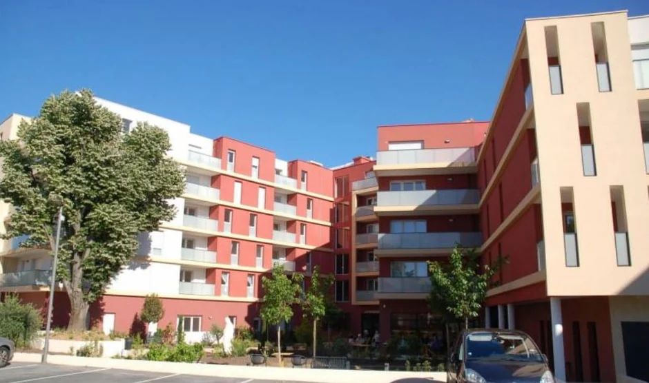 Résidence Seniors La Majolique exploité par Domitys à Béziers