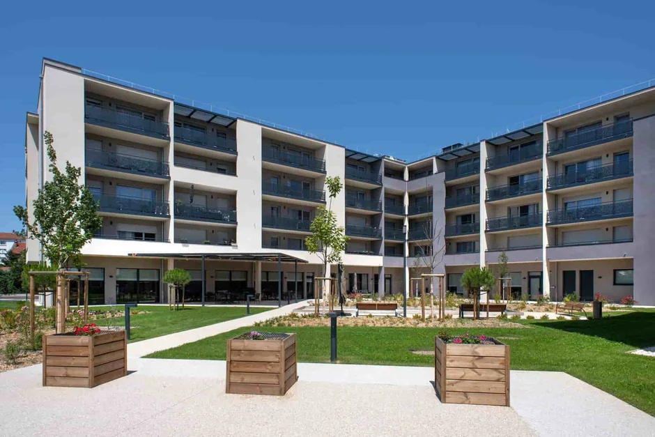 Résidence Seniors Revente L'Estampe exploitée par Domitys à Romans-sur-Isère