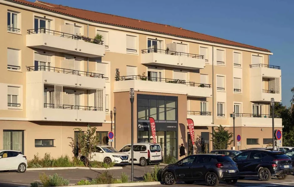 Résidence Seniors L'Aubier de Tilia exploité par Domitys à Châteaurenard