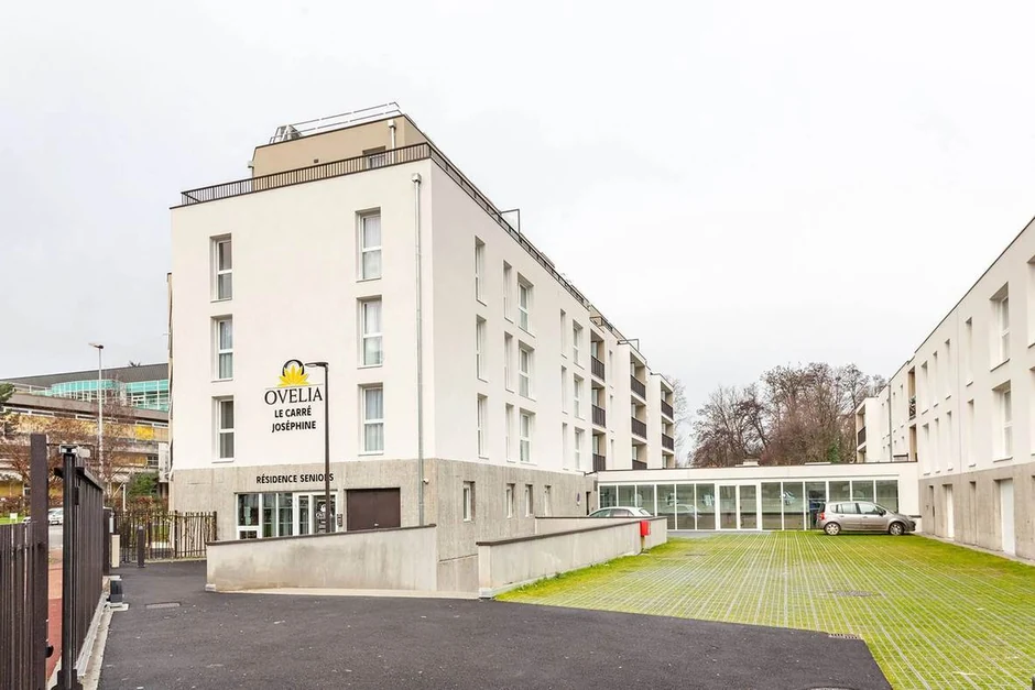 Résidence Seniors Le Carré Joséphine exploité par Ovelia à Challes-Les-Eaux